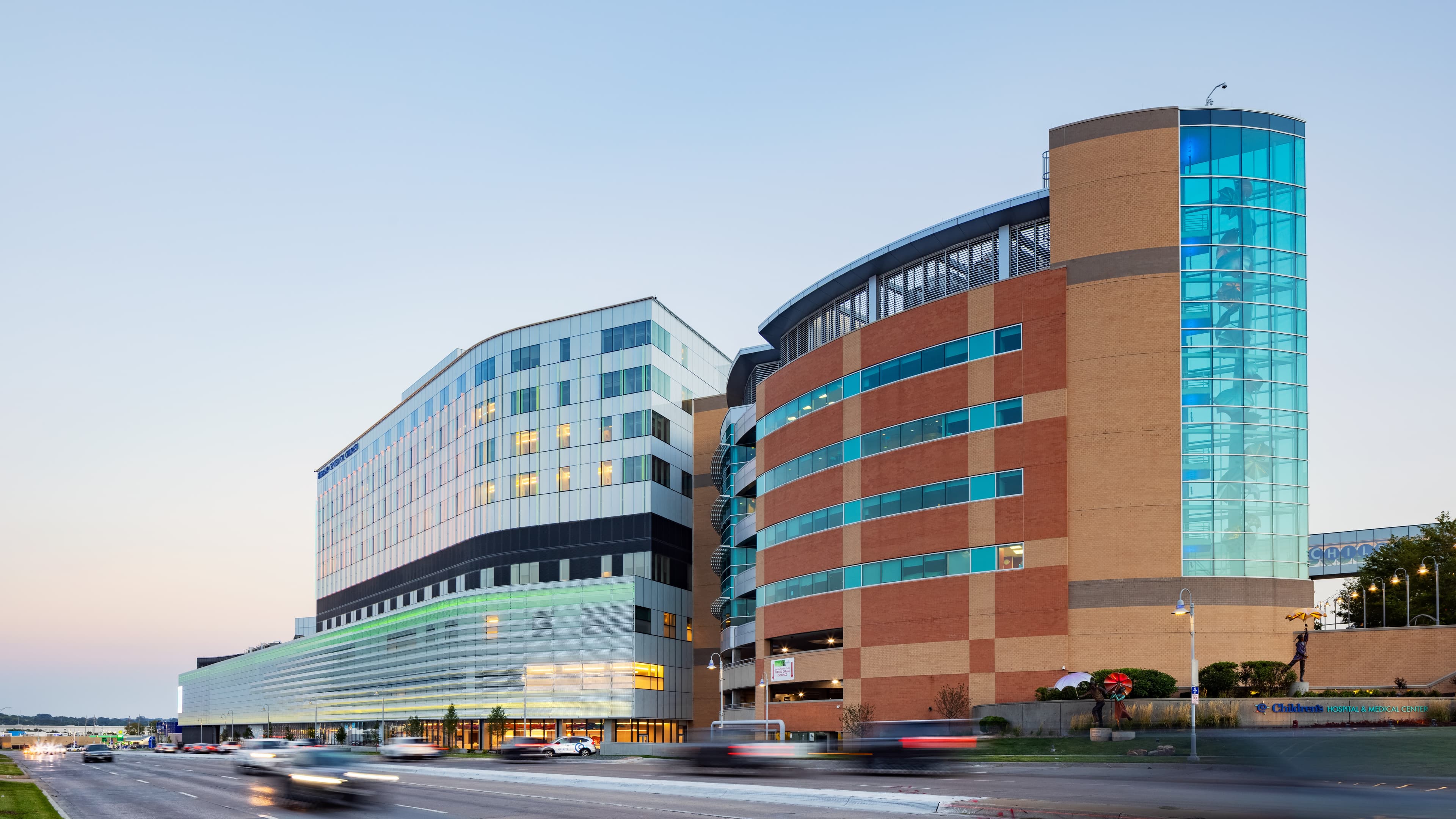 Exterior photo of the Children's Nebraska hospital.