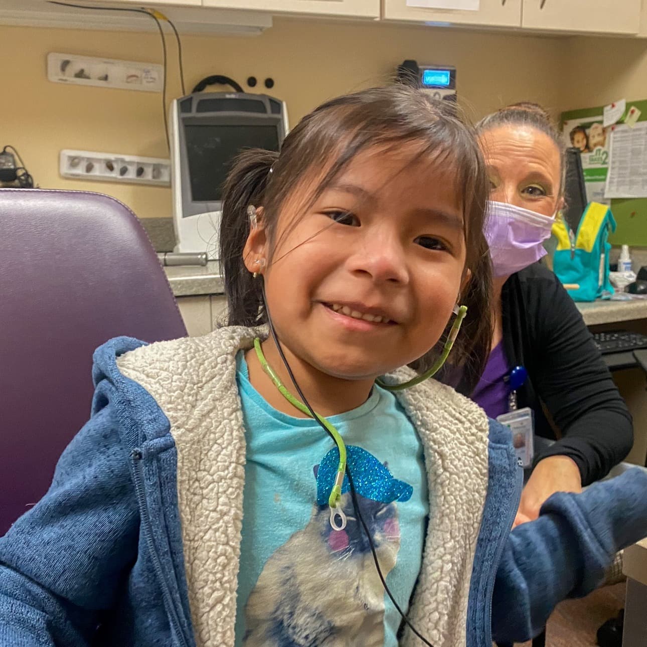 5-year-old Serlin hears sounds for the first time thanks to cochlear implant